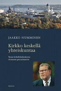 Kirkko keskellä yhteiskuntaa